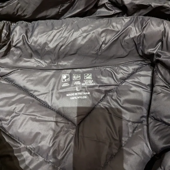 North face jacket - Picture 7 of 7